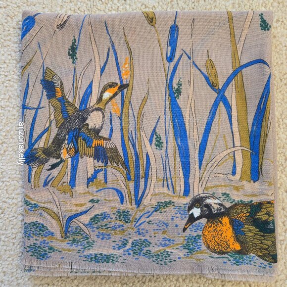 Large Square Scarf With Ducks Waterfowl Game Birds - Picture 13 of 16
